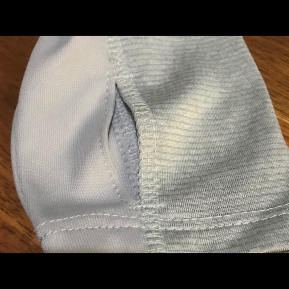 Danskin Now grey semi-fitted pullover (XS) - Picture 3 of 5